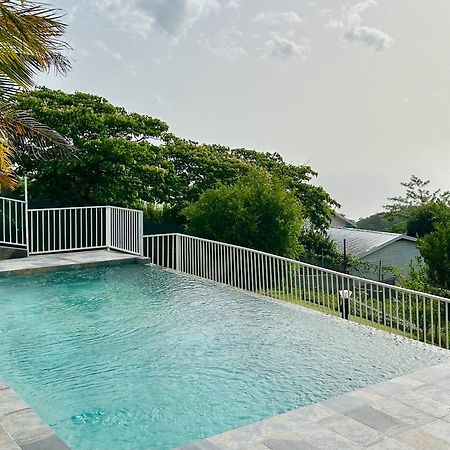 Bleu Soleil Apartment Le Morne-Vert Luaran gambar