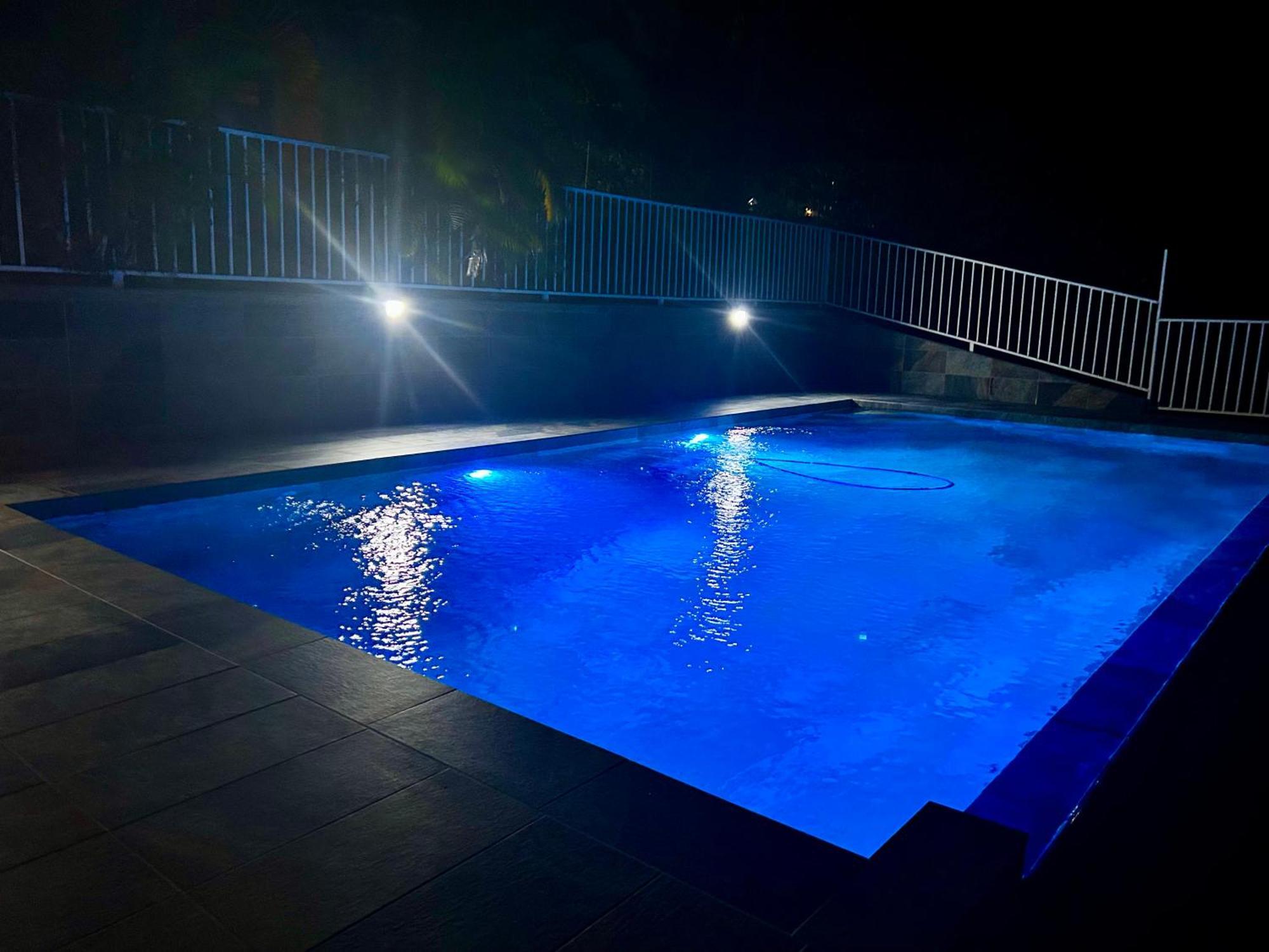 Bleu Soleil Apartment Le Morne-Vert Luaran gambar